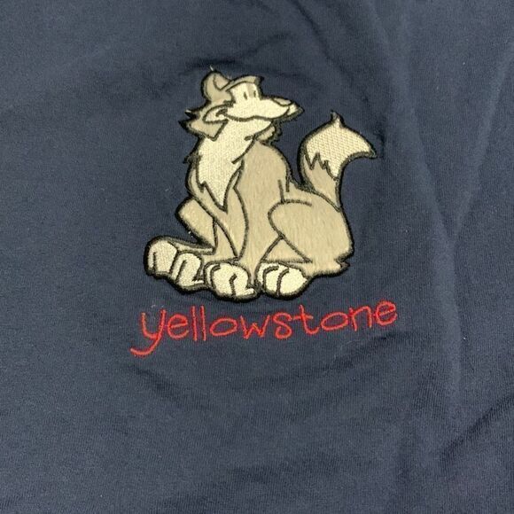Y2k Yellowstone embroidered wolf t shirt. Navy blue wolf patch fuzzy wolf - Picture 2 of 5